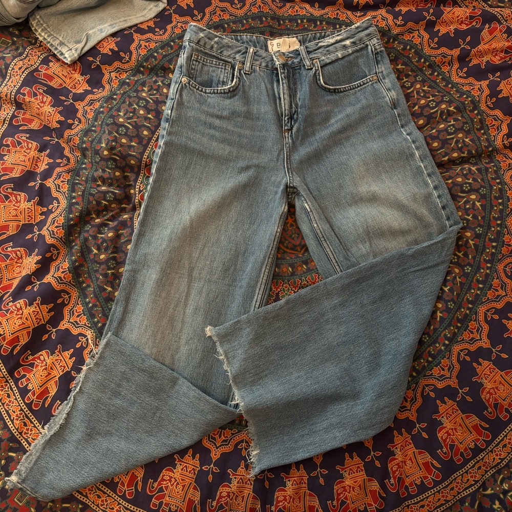 BDG wide leg jeans